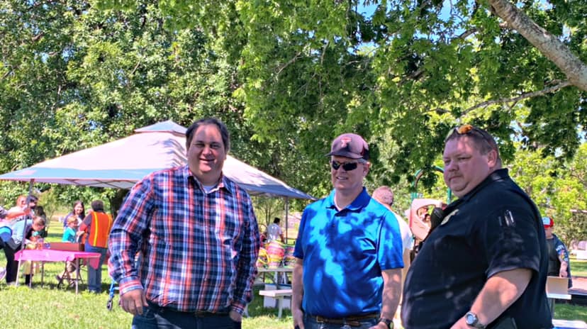 57852691_10219100706813596_5639163193449250816_n